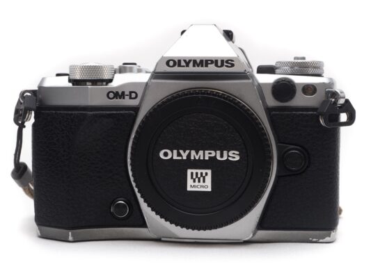 Olympus OM-D E-M5 Mark II Mirrorless Camera